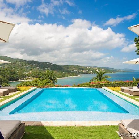 Round Hill Hotel & Villas Монтего Бей Екстериор снимка