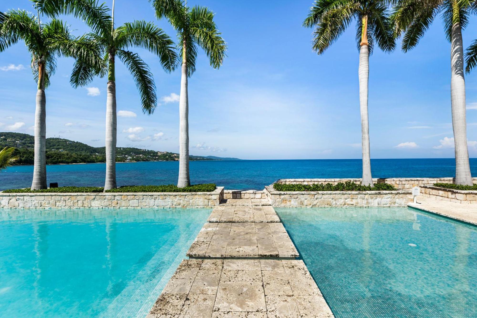 Round Hill Hotel & Villas Монтего Бей Екстериор снимка